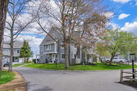 311 Seaside Avenue Saco ME 04072
