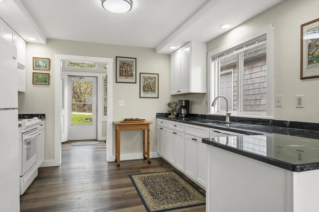 11 Edal Heights Harpswell ME 04003