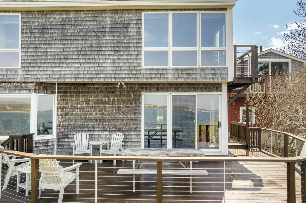 11 Edal Heights Harpswell ME 04003