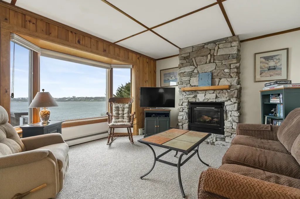 11 Edal Heights Harpswell ME 04003
