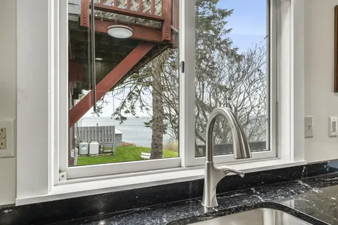 11 Edal Heights Harpswell ME 04003