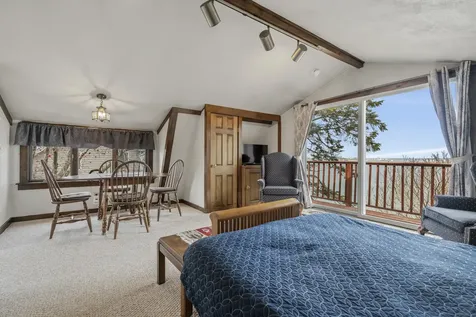 11 Edal Heights Harpswell ME 04003