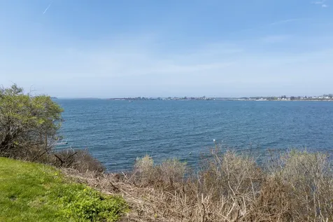 11 Edal Heights Harpswell ME 04003