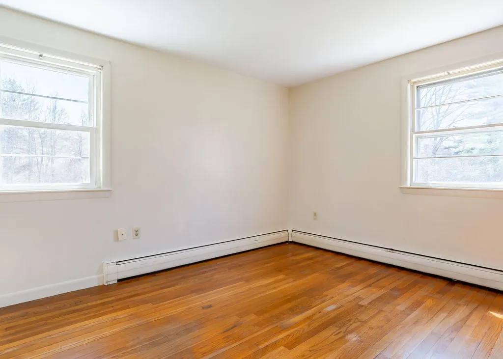203 Gray Road Falmouth ME 04105