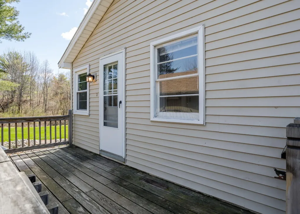 203 Gray Road Falmouth ME 04105