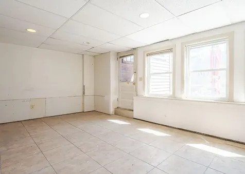 203 Gray Road Falmouth ME 04105