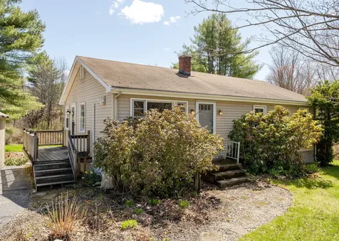 203 Gray Road Falmouth ME 04105