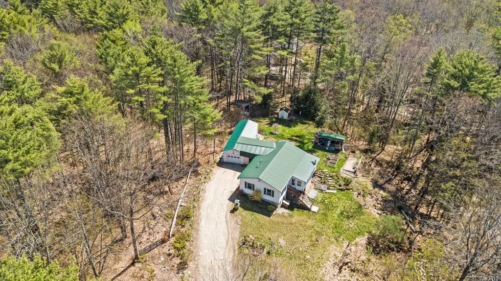 6 Outlaw Ridge Road Raymond ME 04071