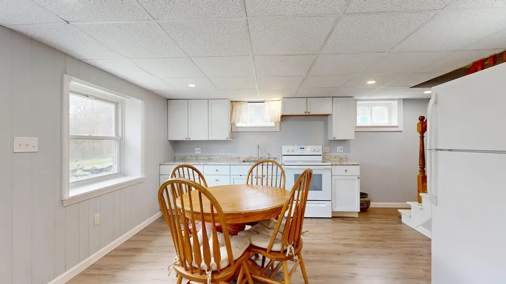 129 Old Lisbon Road Lewiston ME 04240
