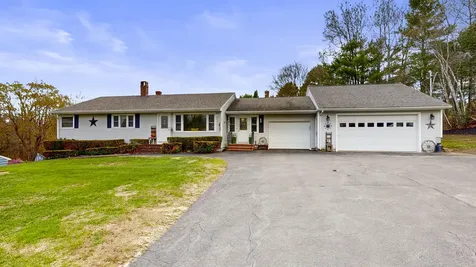 129 Old Lisbon Road Lewiston ME 04240