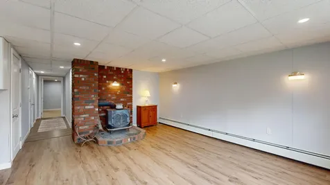129 Old Lisbon Road Lewiston ME 04240