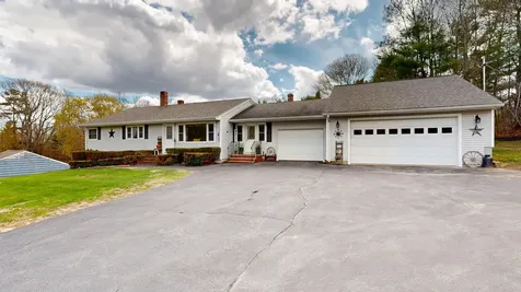 129 Old Lisbon Road Lewiston ME 04240