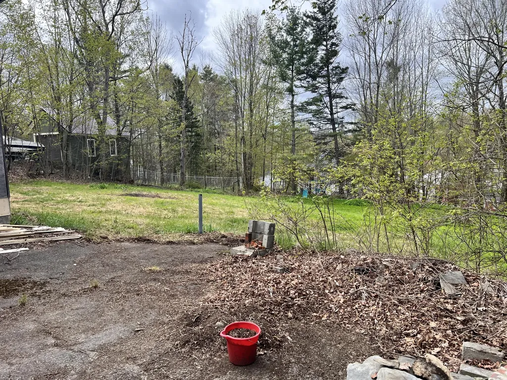 5 High Street Dover-foxcroft ME 04426