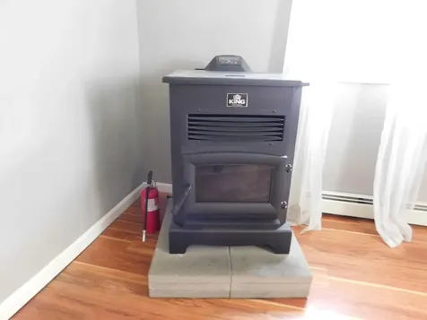 58 Fair Street Lewiston ME 04240
