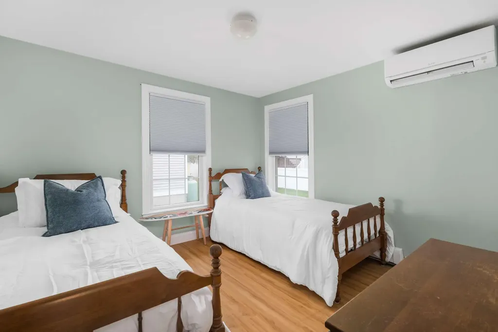 158 South Tibbetts Avenue Wells ME 04090
