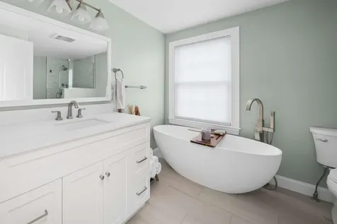 158 South Tibbetts Avenue Wells ME 04090