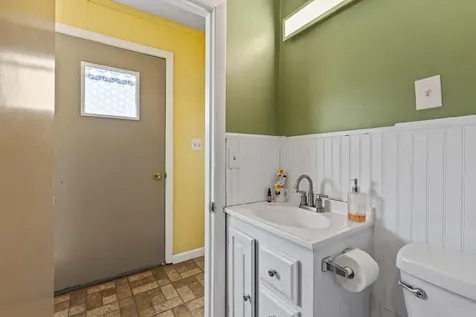 170 Blanchard Road Auburn ME 04210