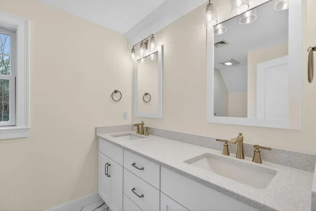 156 Patriot Way Arundel ME 04046