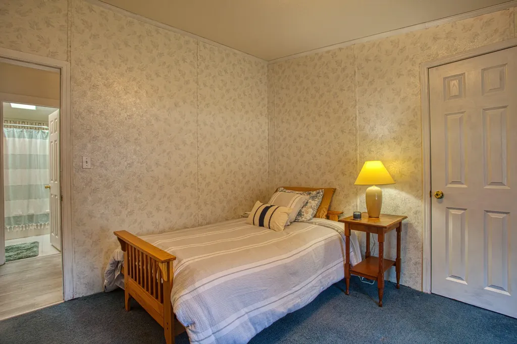 75 Reed Road Boothbay Harbor ME 04538