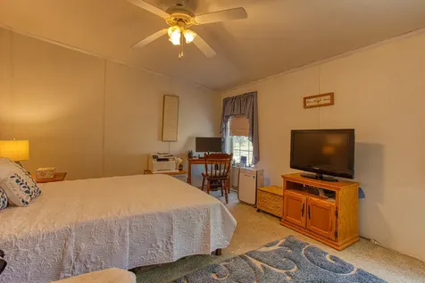 75 Reed Road Boothbay Harbor ME 04538