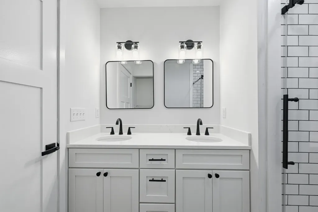 72 Sawin Hill Road Waterford ME 04088