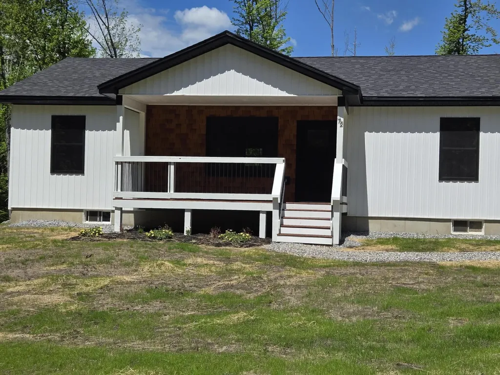 72 Sawin Hill Road Waterford ME 04088