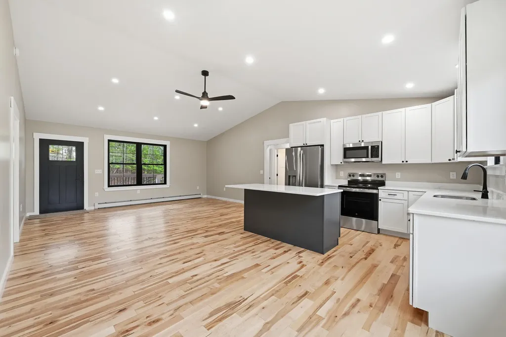 72 Sawin Hill Road Waterford ME 04088