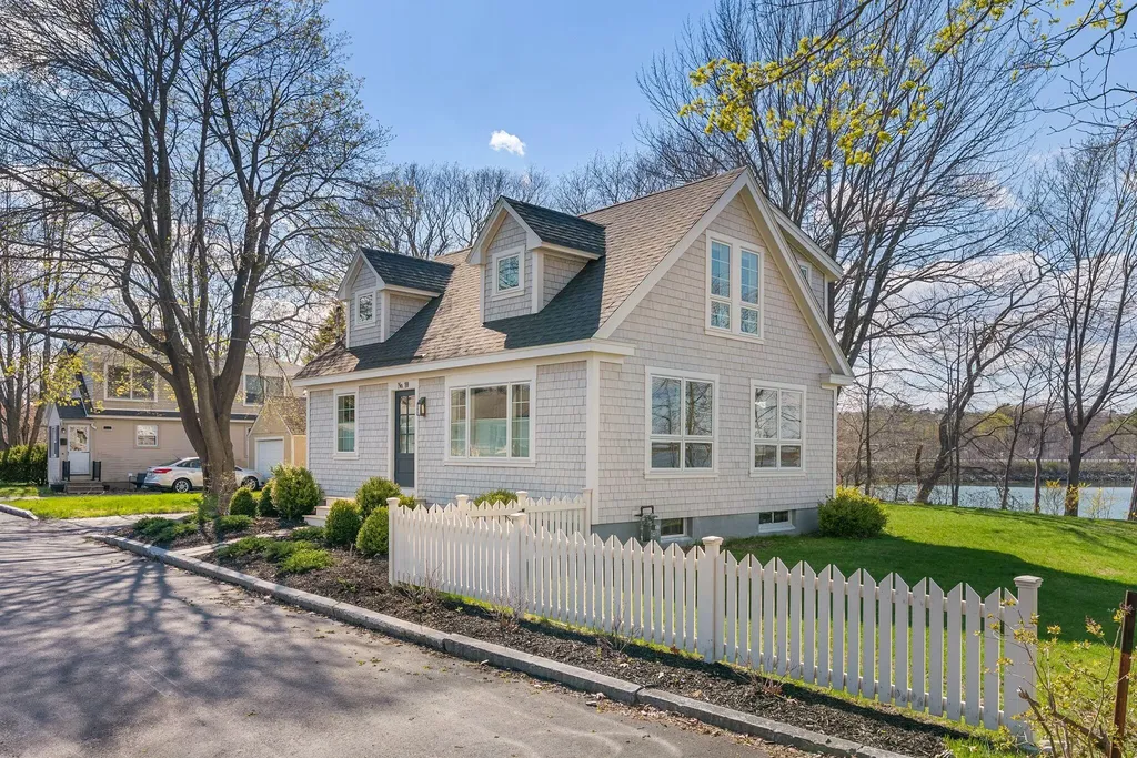 10 Helene Street Portland ME 04103