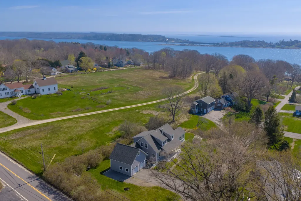 3 Merriconeag Lane Harpswell ME 04079