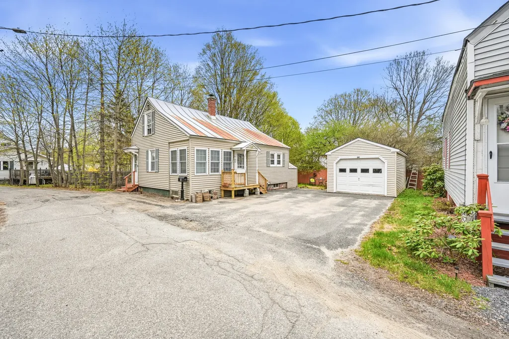 2 Grove Court Waterville ME 04901