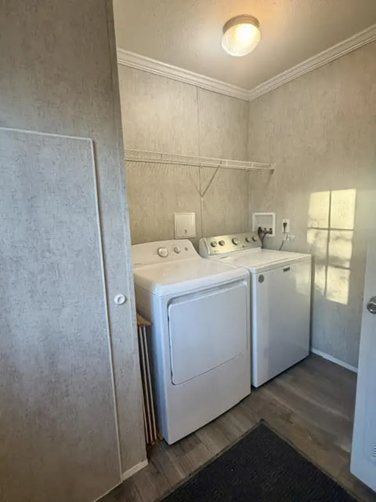 6 Philbrick Road Sidney ME 04330