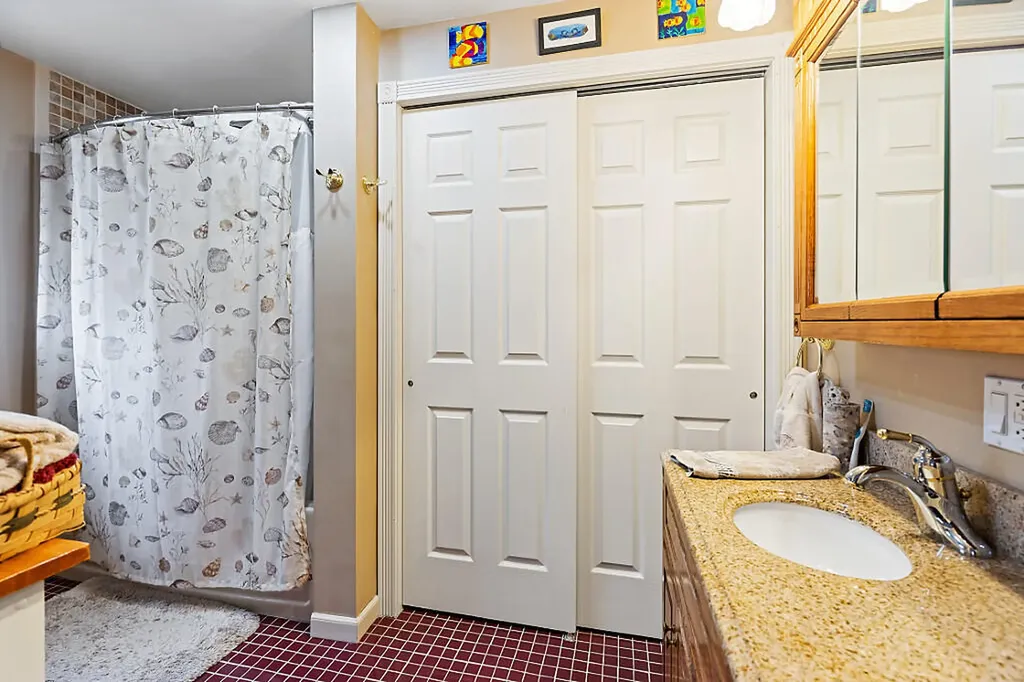 55 Stedman Lane W Hartland ME 04943