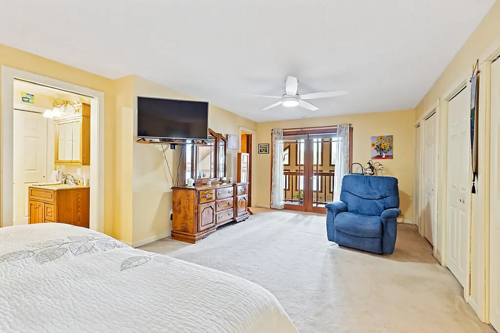 55 Stedman Lane W Hartland ME 04943