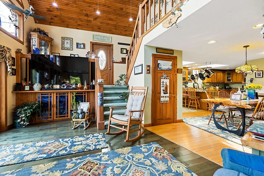 55 Stedman Lane W Hartland ME 04943