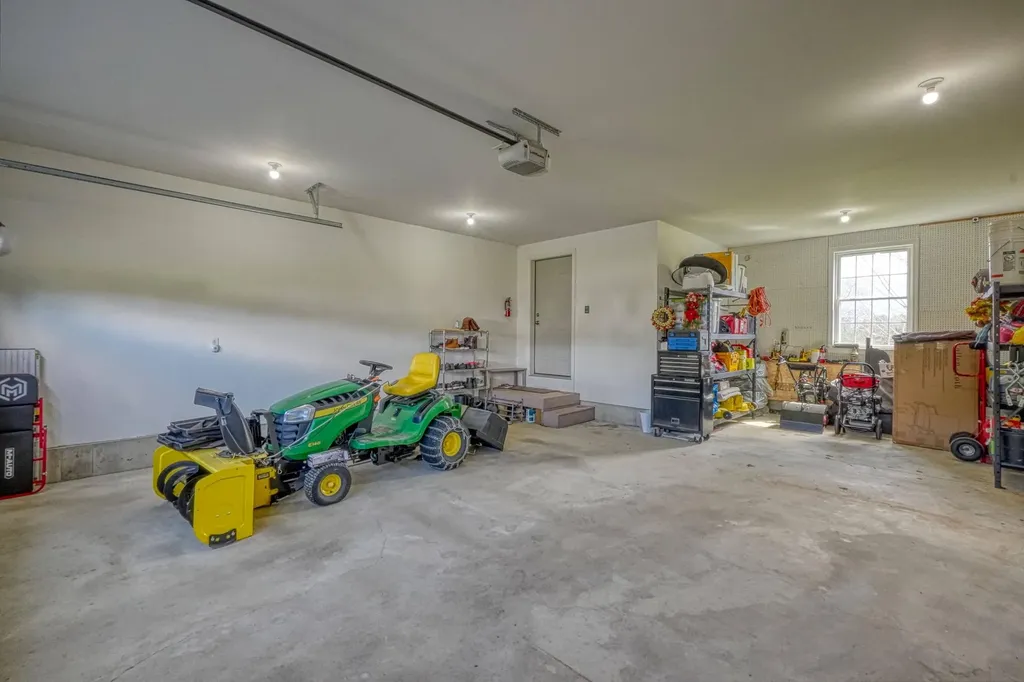 24 Royale Drive Sidney ME 04330