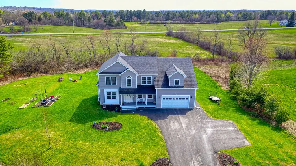24 Royale Drive Sidney ME 04330