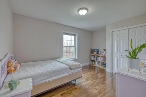 24 Royale Drive Sidney ME 04330