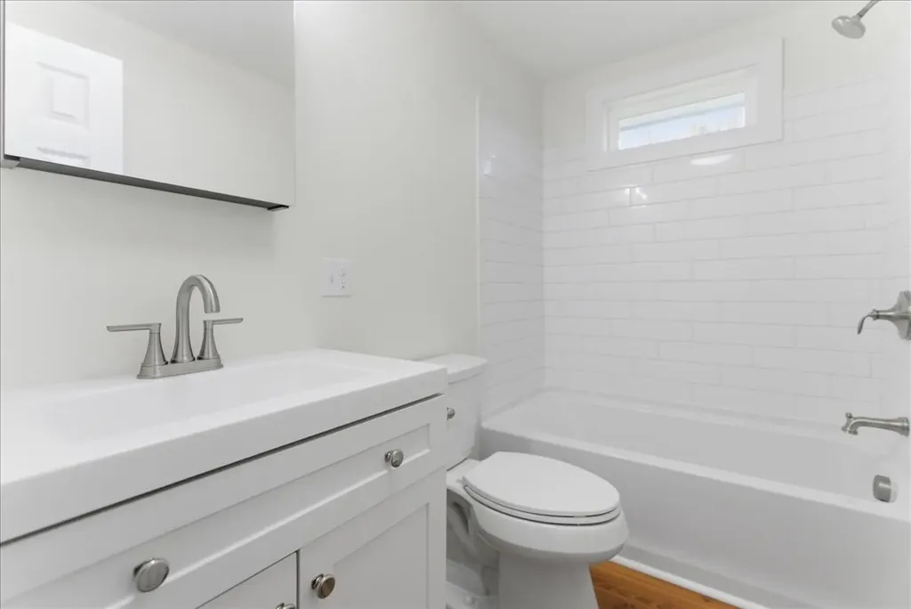 848 Whitefield Road Pittston ME 04345