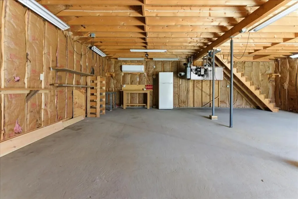 848 Whitefield Road Pittston ME 04345