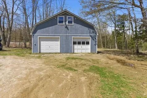 848 Whitefield Road Pittston ME 04345