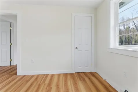 848 Whitefield Road Pittston ME 04345