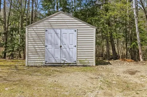 848 Whitefield Road Pittston ME 04345