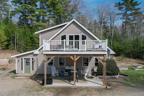 18 Deer Ridge Lane Surry ME 04684