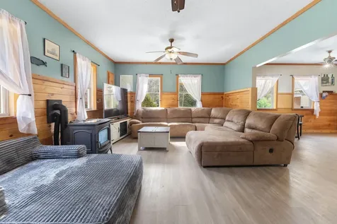 18 Deer Ridge Lane Surry ME 04684
