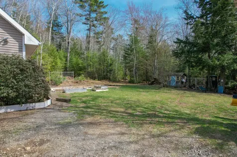 18 Deer Ridge Lane Surry ME 04684