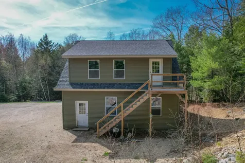 18 Deer Ridge Lane Surry ME 04684