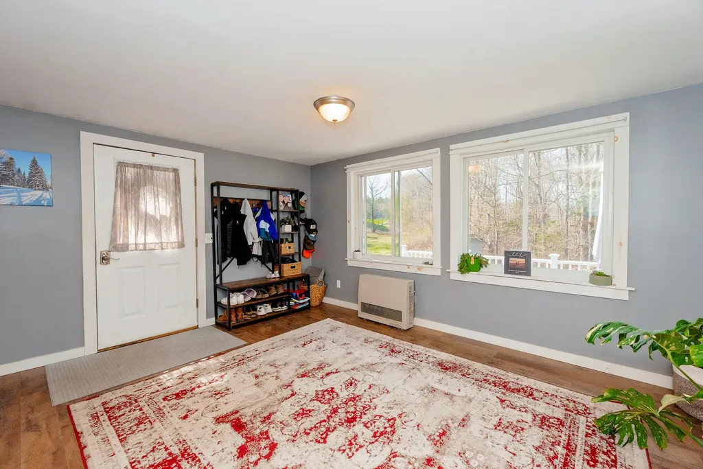 171 Adams Circle Farmington ME 04938