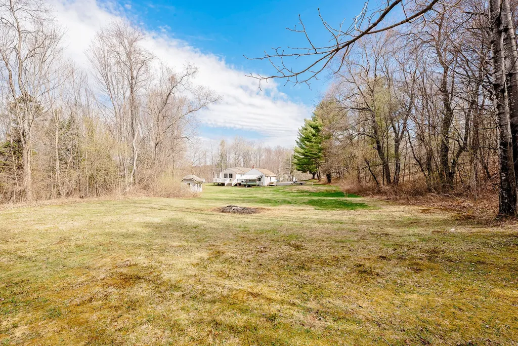 171 Adams Circle Farmington ME 04938