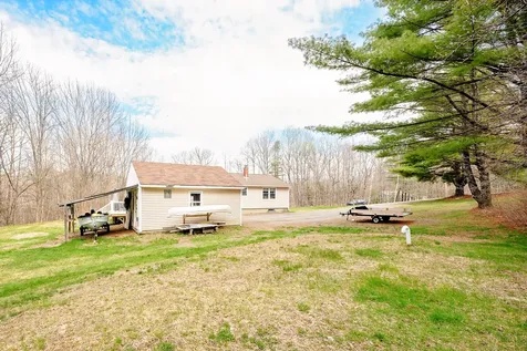171 Adams Circle Farmington ME 04938