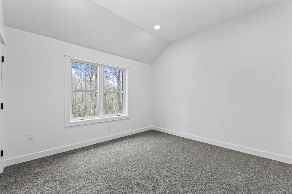 466 Lebanon Road North Berwick ME 03906